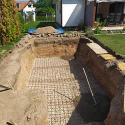 Př&iacute;prava z&aacute;kladov&eacute; desky pro baz&eacute;n