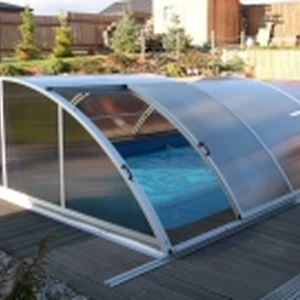 Zastřešení bazénů