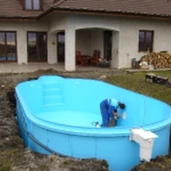 Instalace světel do baz&eacute;nu Praha